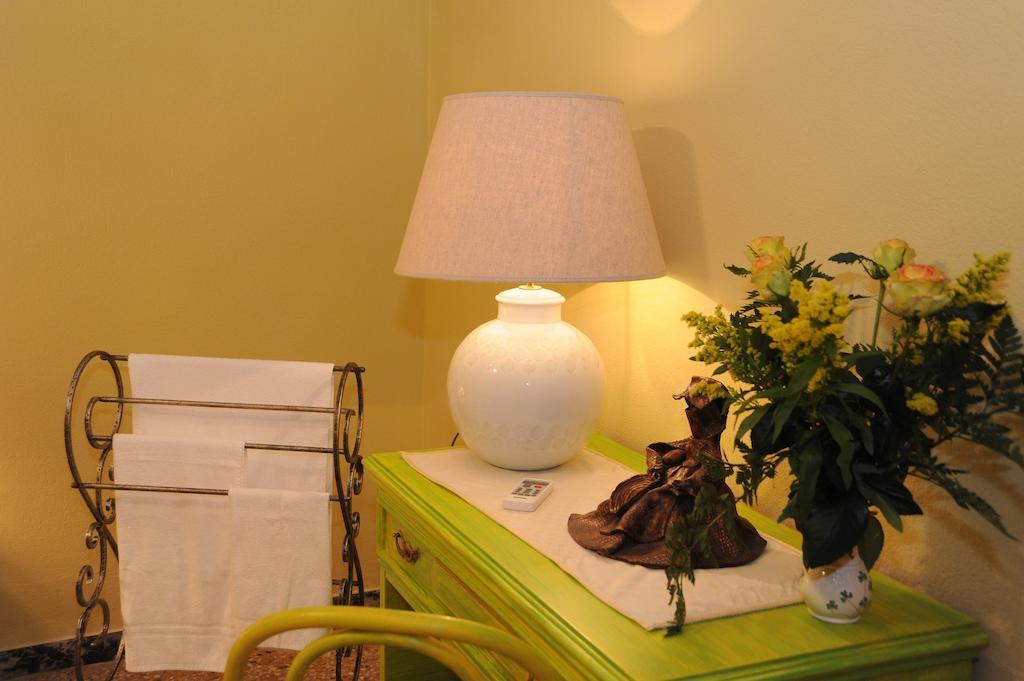 Bed And Breakfast Su Niu Quartucciu Quarto foto